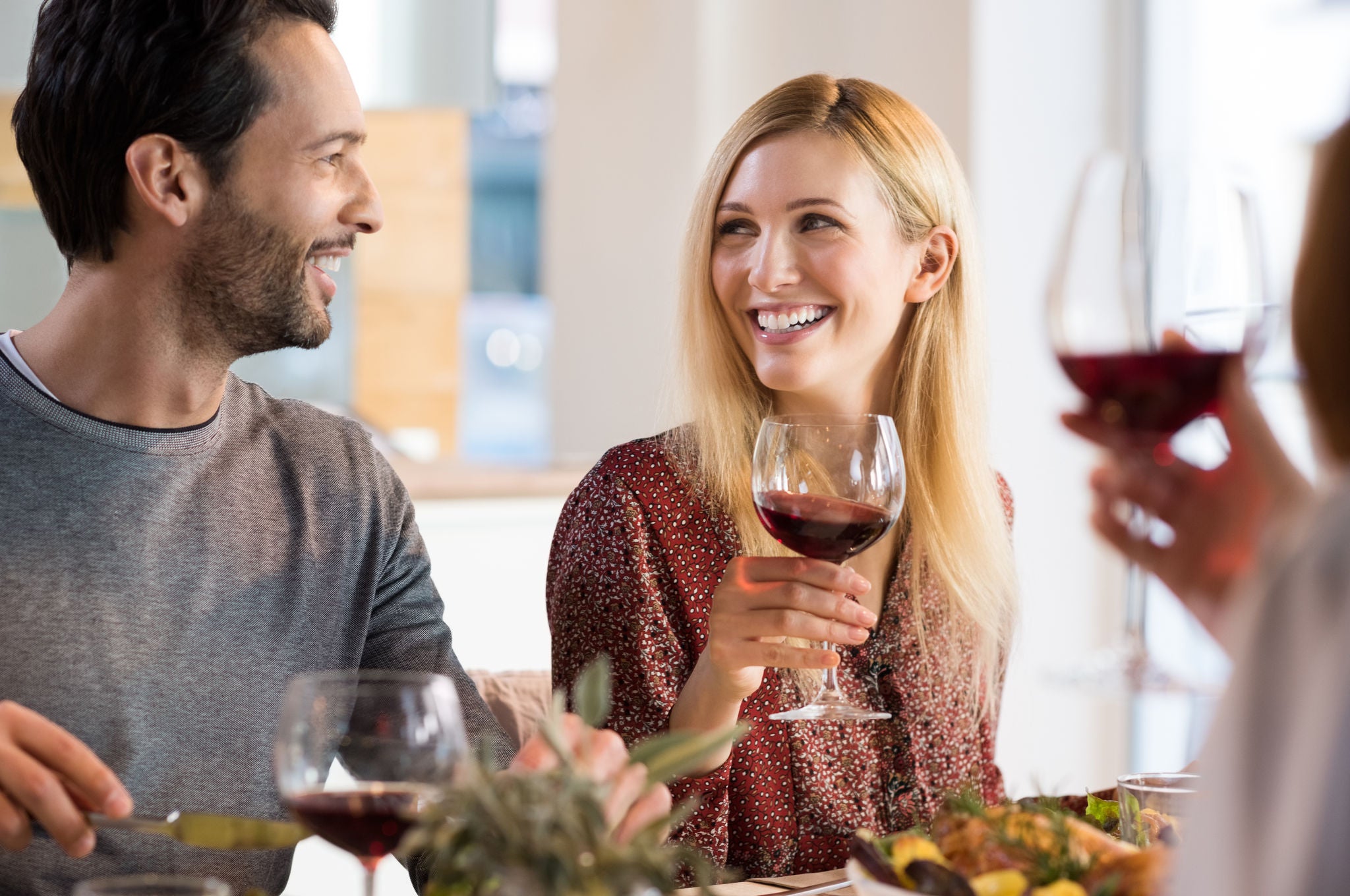 Alcohol en je mond: een gevaarlijke relatie