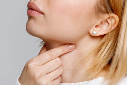 Zapalenie migdałków – objaw nieprawidłowej higieny jamy ustnej