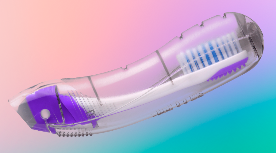 GUM TRAVEL ORTHO Toothbrush folded
