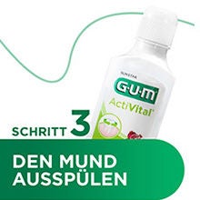 GUM Activital Mundspülung zum Spülen des Mundes im dritten Schritt