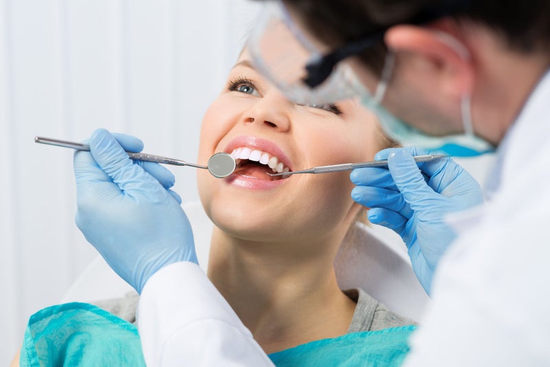Tartre dentaire : comment s'en débarrasser soi-même ?