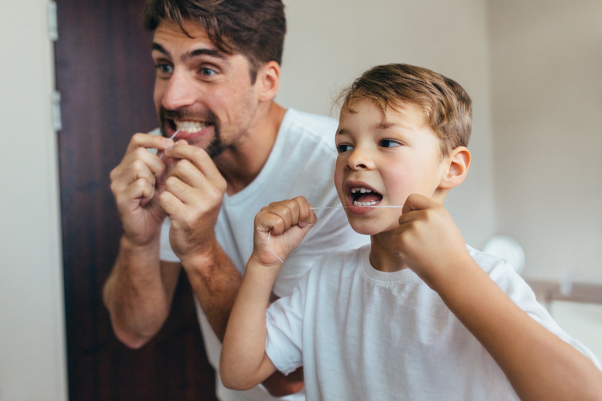 Spazzolino interdentale vs filo interdentale: quale scegliere?